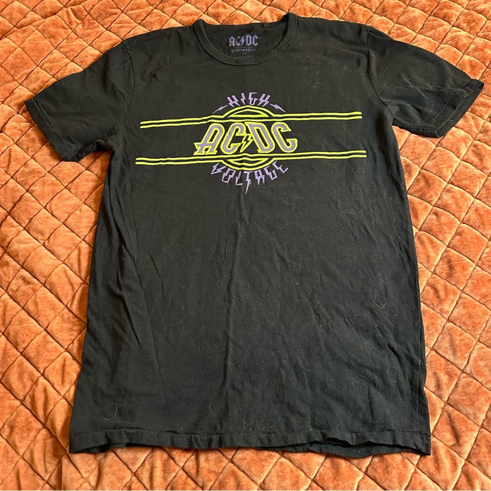 Lucky brand men’s ac/dc tee shirt